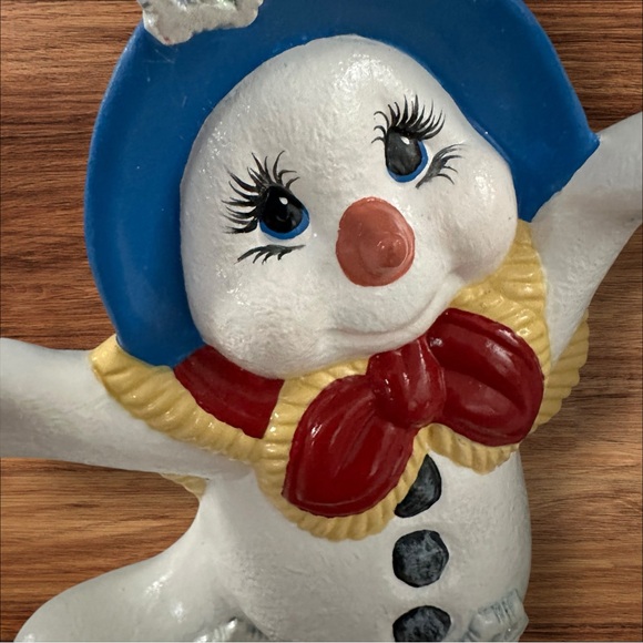 Pair of Ceramic Hand Painted Christmas Snow People Holiday Decor. Super Cute! - Picture 10 of 12